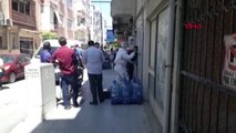 İzmir İki Arkadaş Evlerinde Silahla Öldürülmüş Olarak Bulundu