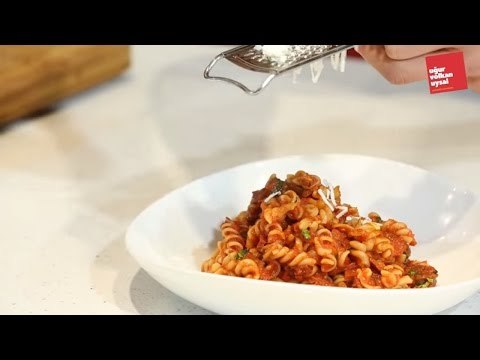 Evde Öğrenci İşi Makarna Nasıl Yapılır (Yemek Tarifleri)
