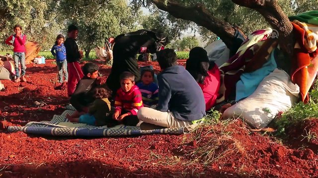 'Rejimle destekçileri İdlib ve çevresinden yaklaşık 400 bin sivili yerinden etti' - İDLİB