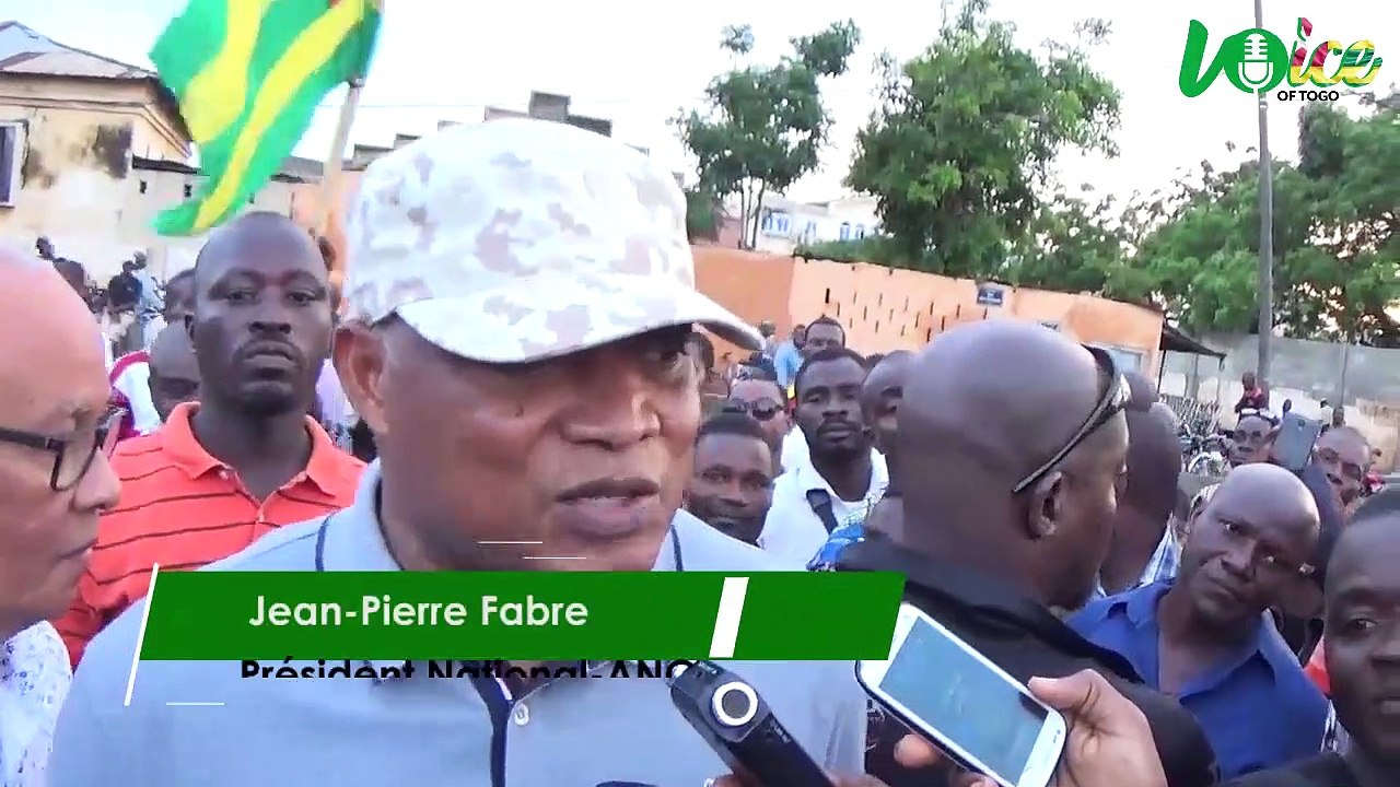 Soyez patients,vous aurez de nos nouvelles bientôt-Jean pierres Fabre