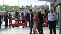 Felipe González visita a Rubalcaba en el hospital