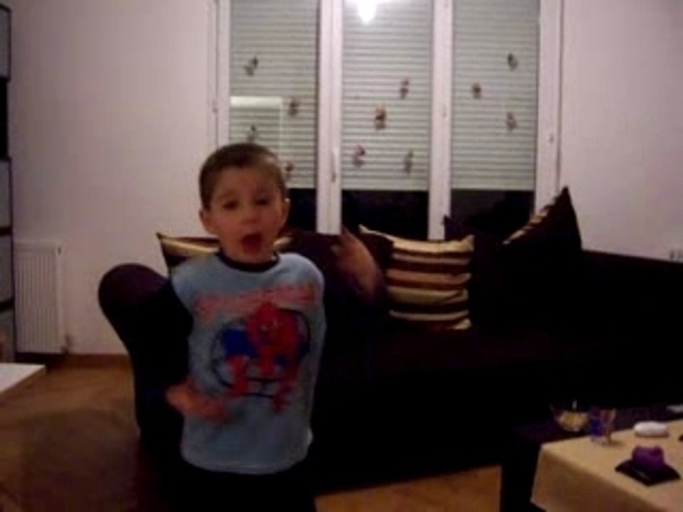 txomin danse la tecktonik