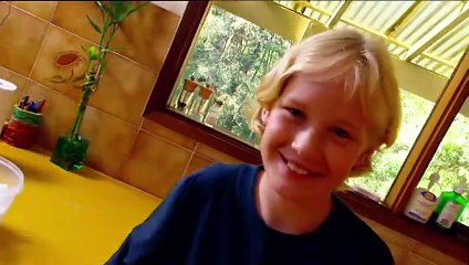 Backyard Science   S2E15   Make a fizzing wizard caldron