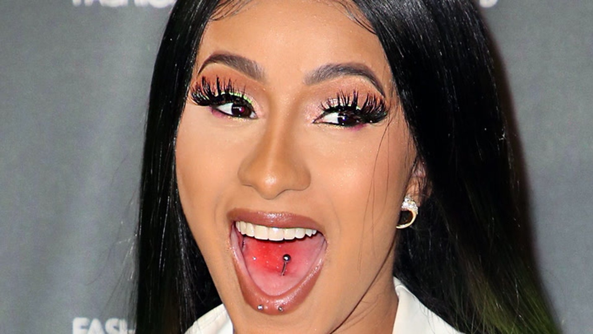 Cardi b shop tongue piercing