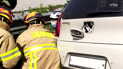 승용차-군용트럭 충돌...30대 여성 등 3명 사상 / YTN