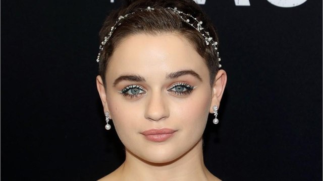 The Act's Joey King opened up about her different relationship with onscreen mom Patricia Arquette