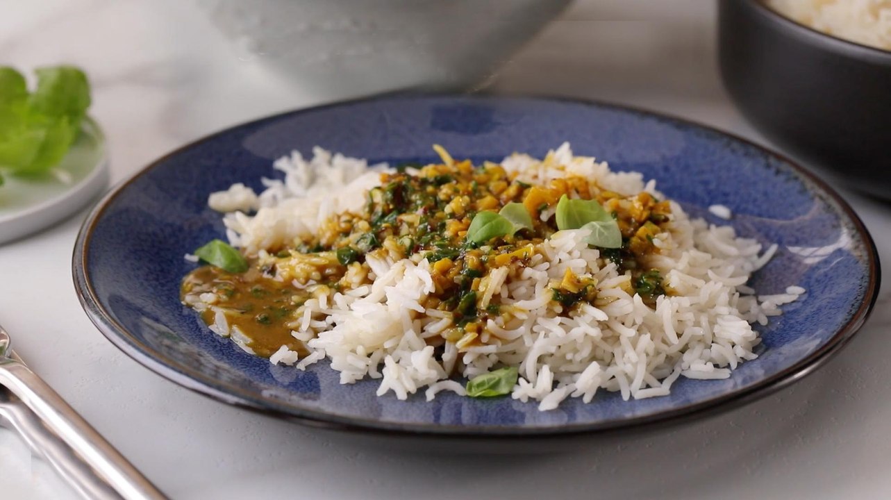 EXTRA SHARP: How to Make Curry-Coconut Sauce