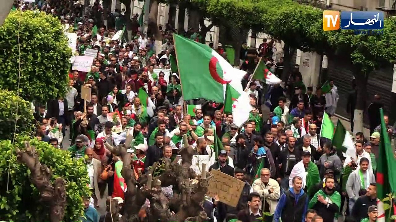 سياسة: الجمعة الـ 12... كيف سيكون الحراك في شهر...
