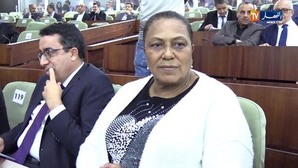 سياسة: نواب الأفلان ينقلبون على معاذ بوشارب ويطالبونه بالإستقالة