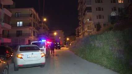 Freni Tutmayan Otomobil Merdivenlerden Düştü: 1 Yaralı