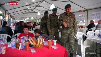 Mehmetçik Kosova'da geleneksel iftar çadırını kurdu