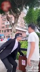 Làm gì không quan trọng, quan trọng là... thần thái