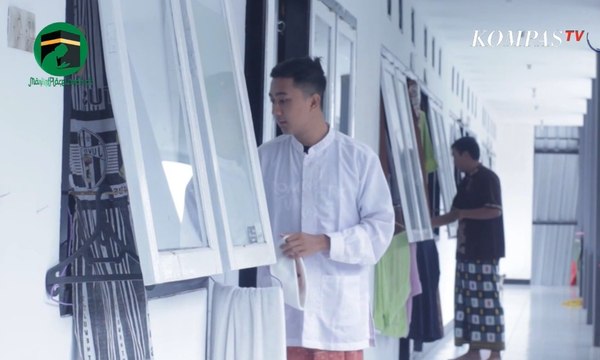 Alumni Ponpes Pertahankan Budaya Pesantren