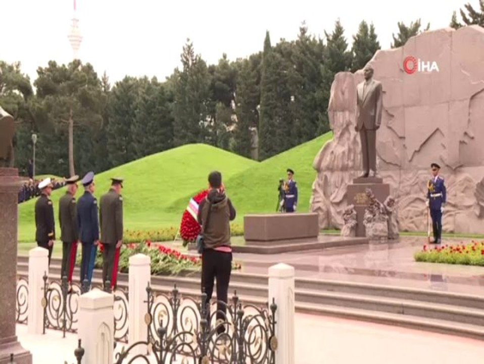 Haydar Aliyev Doğumunun 96. Yılında Bakü'de Anıldı