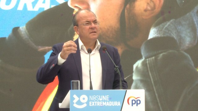 Monago presenta su programa como un mapa para el cambio