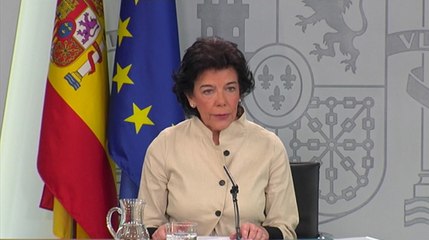 Celaá manda el apoyo de todo el Gobierno a Rubalcaba