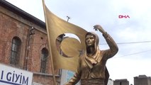 Kayseri'de Yenilenen Kadın Heykeli İçin Tören