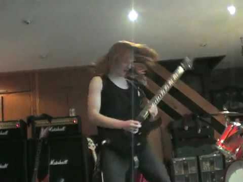 Death To All But Metal solo Harry Hulme