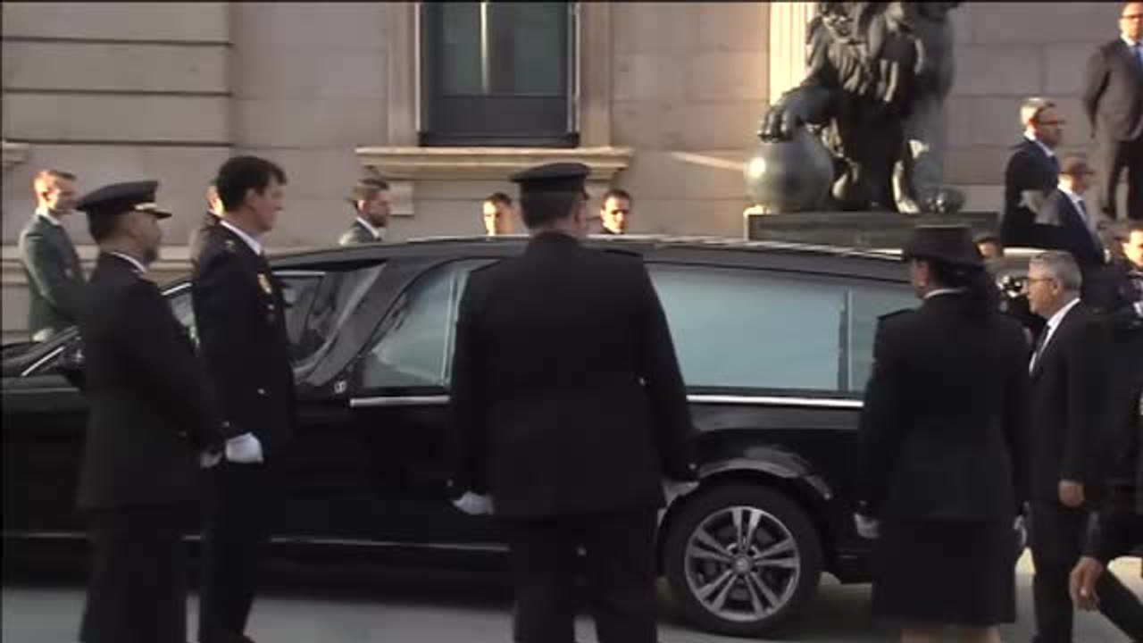 Los restos de Rubalcaba llegan a la capilla ardiente en el Congreso de los Diputados