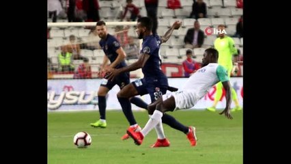 Antalyaspor-Bursaspor Maçının İlk Yarısından Kareler