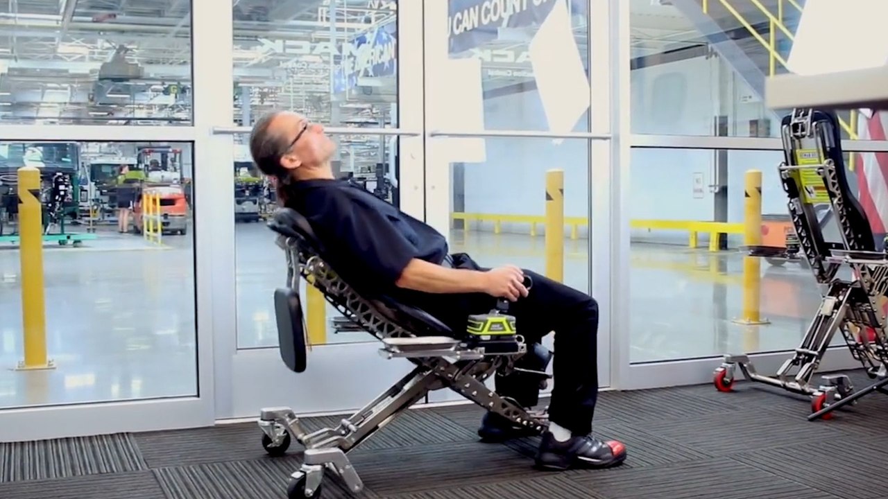 This Is The Ultimate Mechanics Chair