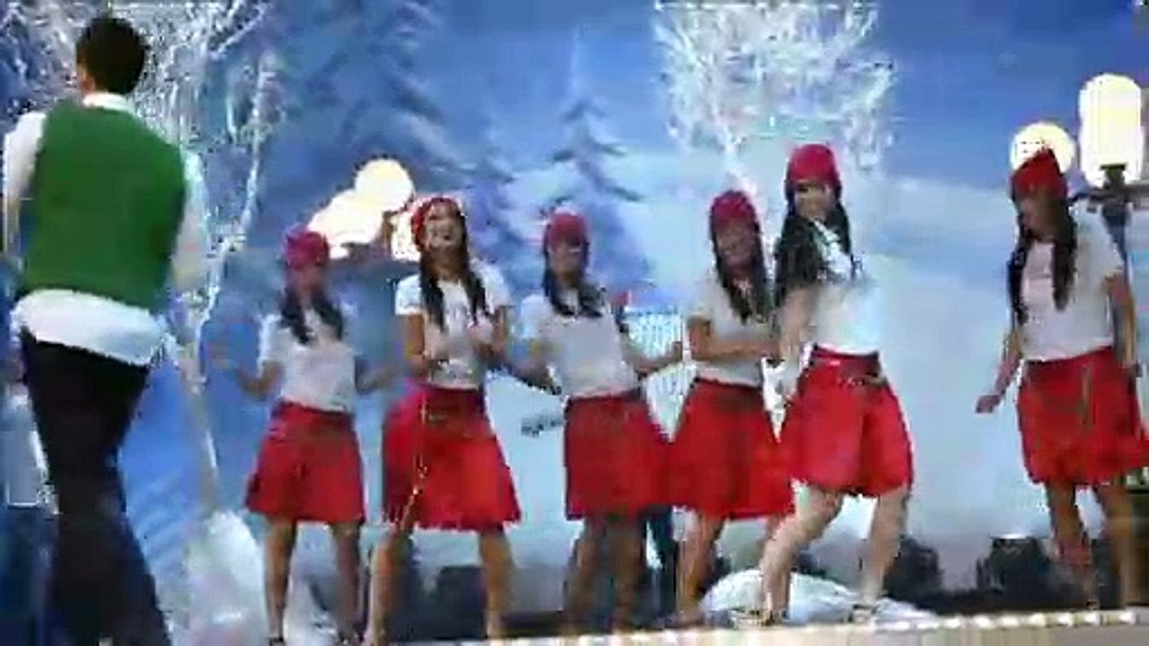 Video - LK WINTER WONDERLAND - SANTA CLAUSE COMING TO TOWN (Asia 4)