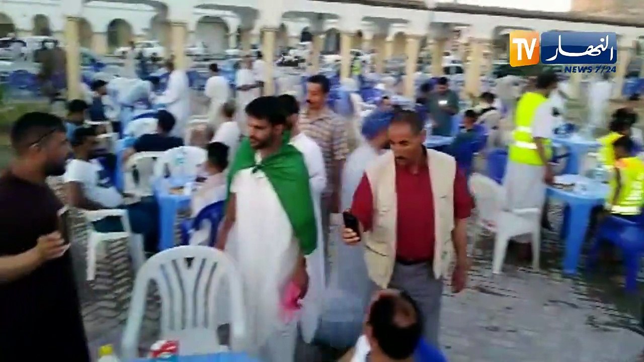 الوادي: فطور الحراك يستقطب مئات الصائمين