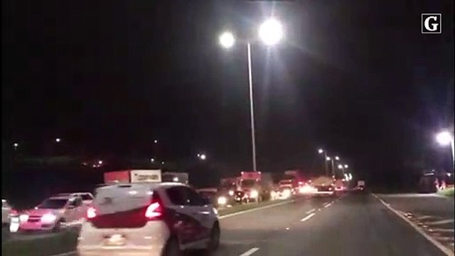 Vídeo mostra lentidão na Rodovia do Contorno