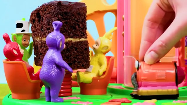 Teletubbies Tinky Winky Bag Hunt! | Toy Play Video | Play games with Teletubbies