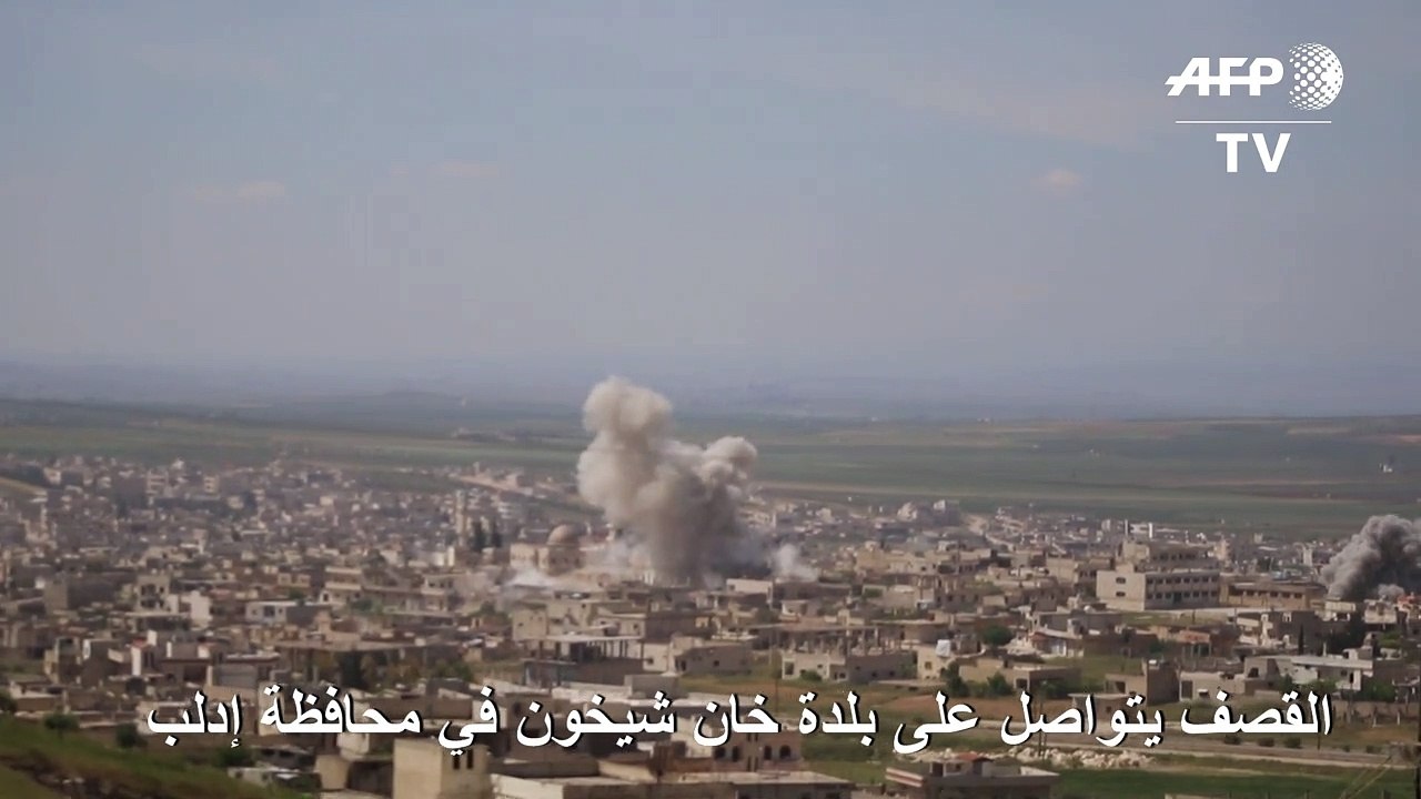القصف يتواصل على بلدة خان شيخون في محافظة إدلب