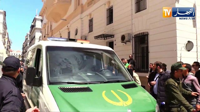 سياسة: المحكمة العسكرية تخطف الأضواء.. وإعتقال لويزة يشغل الفايسبوك