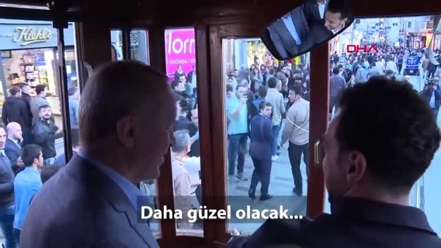 İstanbul-Erdoğan Nostaljik Tramvaya Bindi
