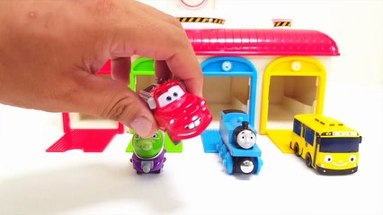 Jurassicc World Go GO Giant Toy Alligator Attack Beetles Cars Thomas huggingto Tayo Kids for Move