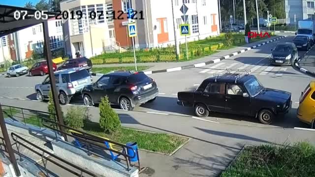 Dha Dış - Rusya'da Silahlı Saldırıda Yaralanan İş Adamı Canını Böyle Kurtardı