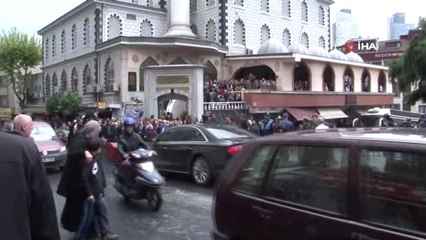 Cumhurbaşkanı Erdoğan, Kağıthane'de Cenaze Törenine Katılıyor