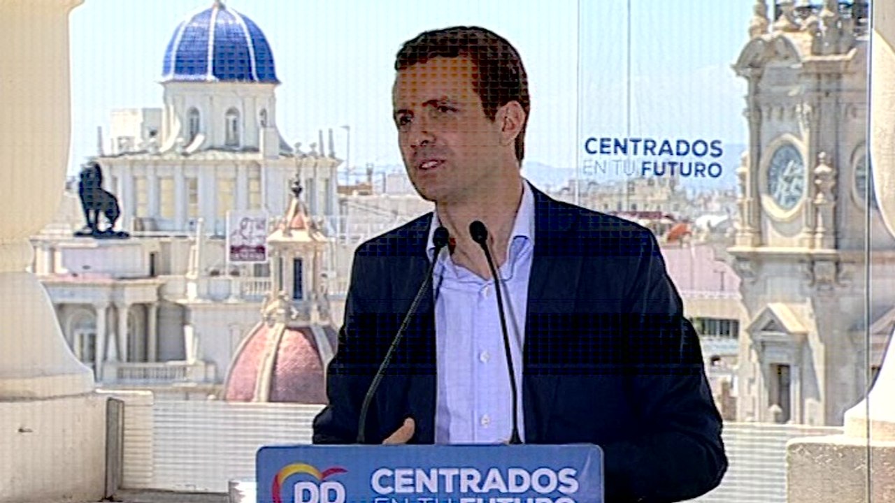 Casado pide "aglutinar esfuerzos" para ganar alcaldías