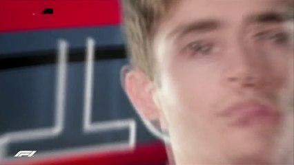 أشلاء تتطاير من سيارة لوكلير بعد خروجها من مسار حلبة برشلونة بالقسم الثاني من التجارب التأهيلية