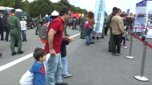 Genç Kartallar Haftası'ında düzenlenen gösteriler nefes kesti