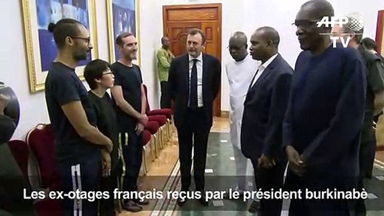 Retour en France des ex-otages français libérés au Burkina Faso