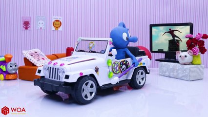 CLAY MIXER CRAVES FOR FOOD IN HUNGER GAMES