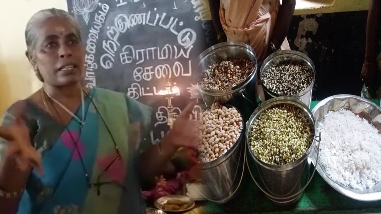 உணவே மருந்து, மருந்தே உணவு என்பதை விளக்கிய மருந்தில்லா மருத்துவ முகாம் மற்றும் இயற்கை உணவு திருவிழா