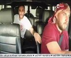 المطرب أحمد الشامى ينهار فور وفاة سائق السيارة فى انفجار لغم بـ