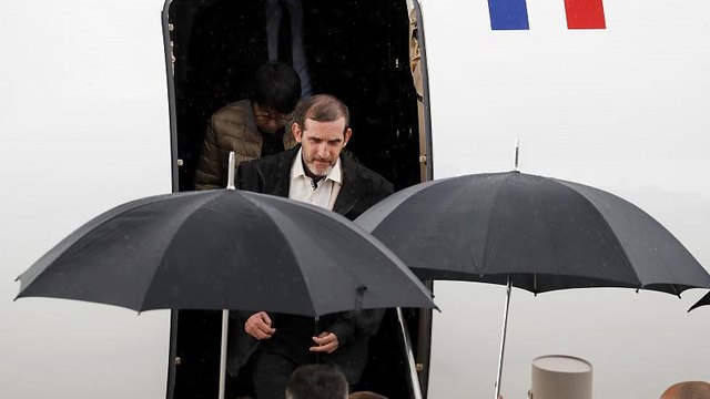 Les deux otages français enlevés au Bénin son arrivés en France