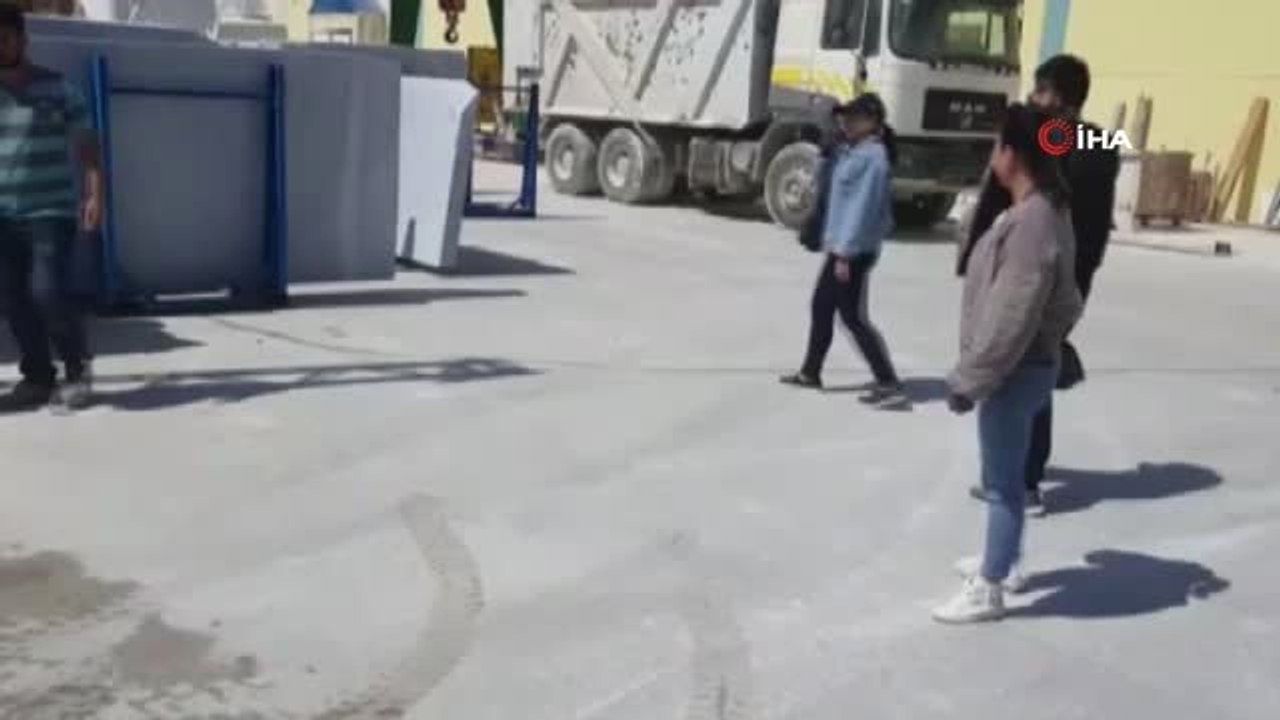 Dünyaca Ünlü İscehisar Mermerinin Başı Tavuk Gübresi ile Dertte