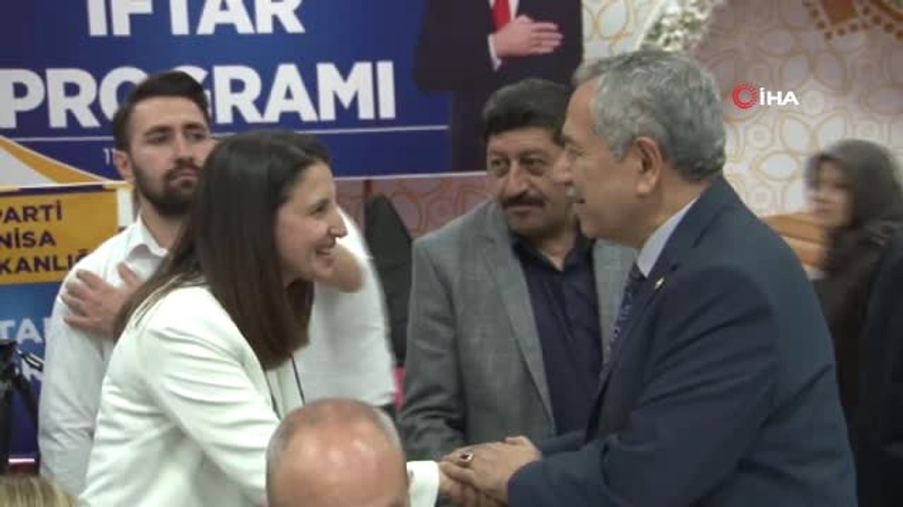 Arınç: (İmamoğlu İçin) "Sen PKK'nın Desteğini Reddedecek Misin, Yoksa Etmeyecek Misin?"