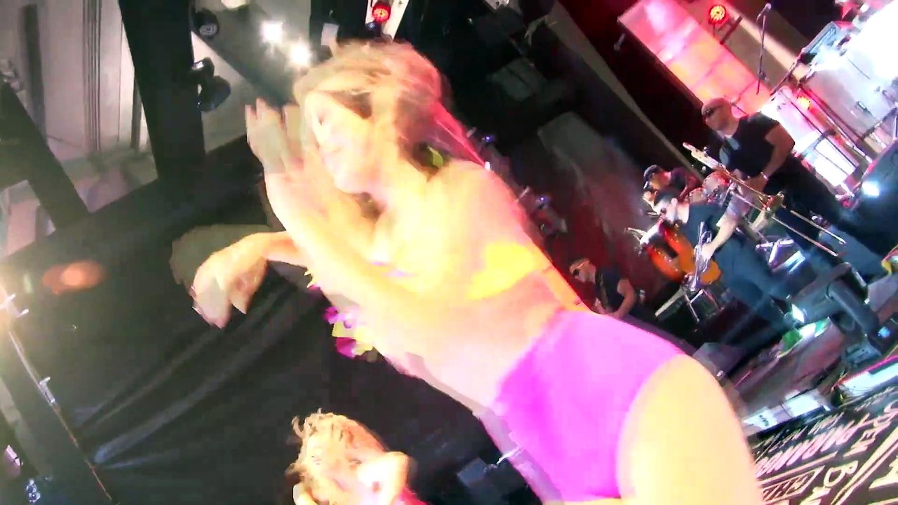 DVD LAMBASAIA - 'VIAJO NELA' (PROSTITUTA) FINAL - AO VIVO NA ARENA FONTE NOVA 2019