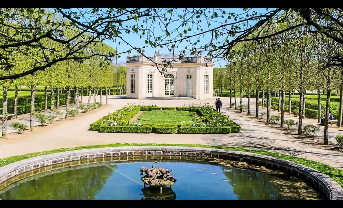 VERSAILLES (mini documentary)