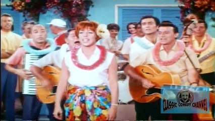 The Lucy Show - Season 5 - Episode 8 - Lucy and Carol in Palm Springs