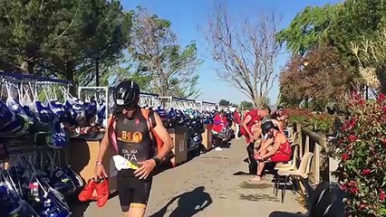 Ironman d'Aix : les premiers triathlètes pro atteignent le kilomètre 10 à vélo