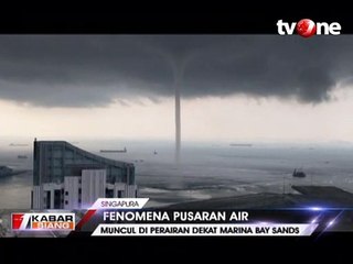 Detik-detik Fenomena Belalai Air di Perairan Singapura
